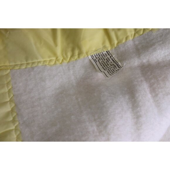 Vintage Yellow Baby Blanket Satan Edged Never Used40" by 45" Chick Bunny Print - Picture 6 of 9